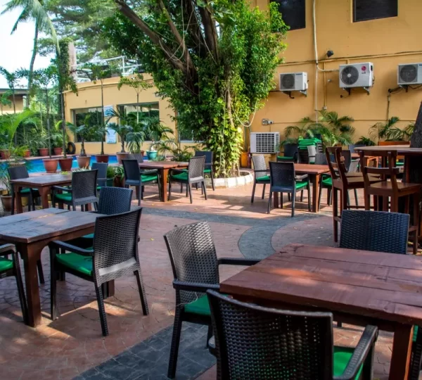 La Mango Restaurant and Bar